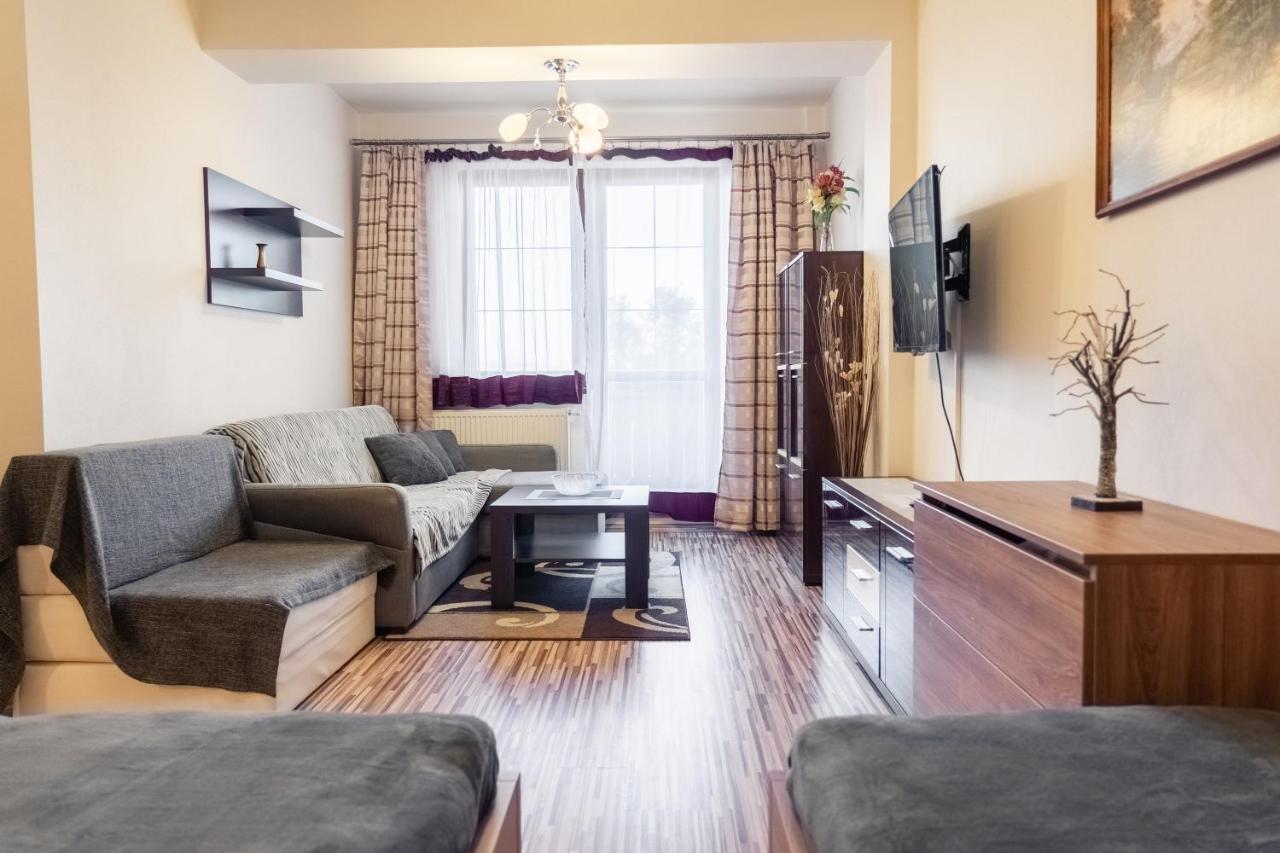 ולקה לומניקה Tatrystay Apartments Tatranska מראה חיצוני תמונה